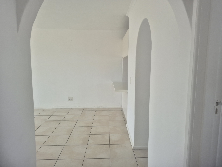 2 Bedroom Property for Sale in Beachfront Western Cape